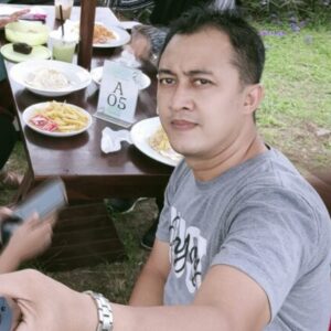 Profile photo of Clas Reris
